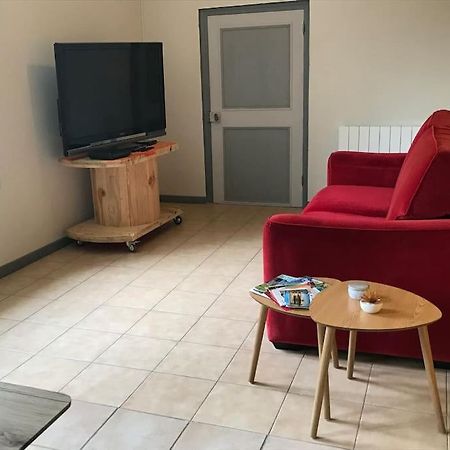 Gite Cosy A La Campagne Le Temps D'Une Pause Neuvy-Bouin Extérieur photo